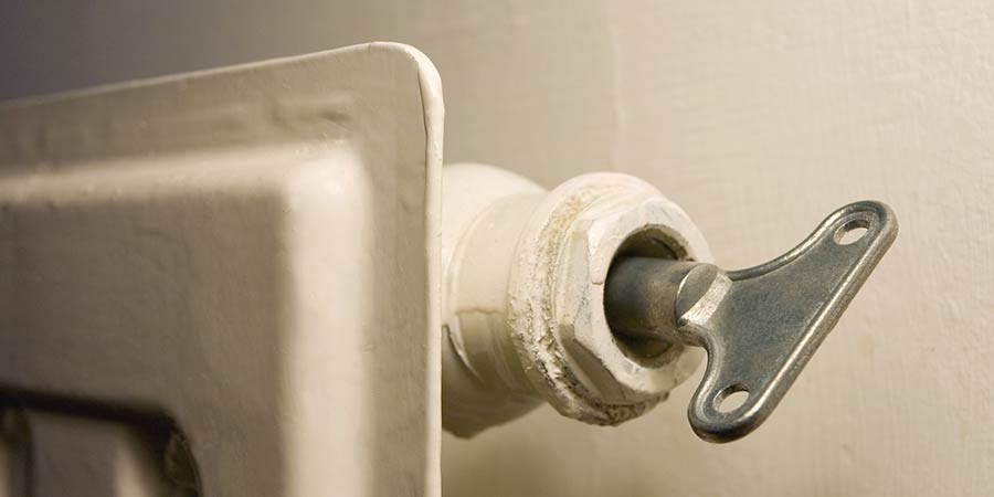 Radiator key in radiator valve